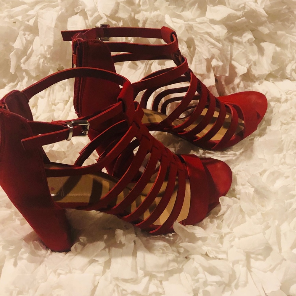 ❤️❤️Any four for $45❤️❤️ Beautiful women’s shoes